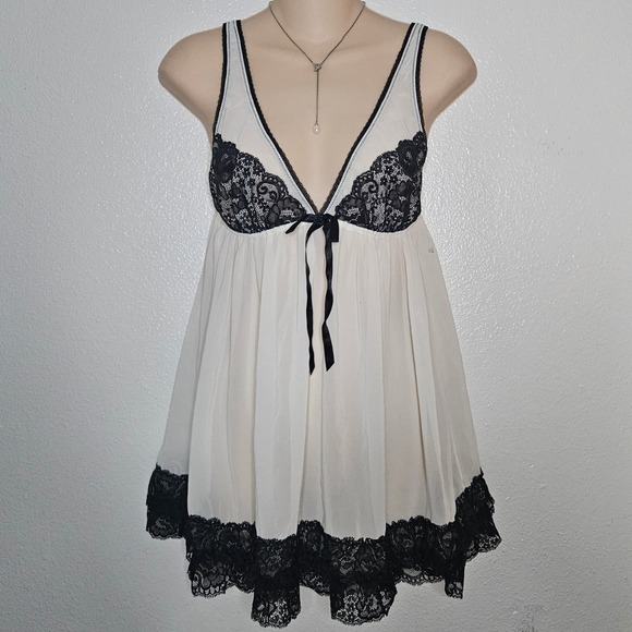Victoria's Secret Other - Victoria's Secret Lace Trim Babydoll Chemise